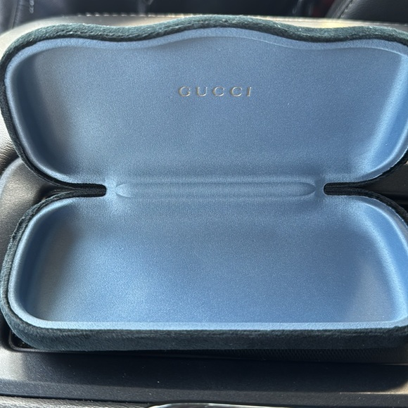 GUCCI SUNGLASSES 😎🔥 - Picture 6 of 9